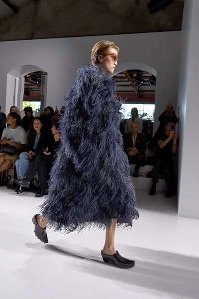 Look 29